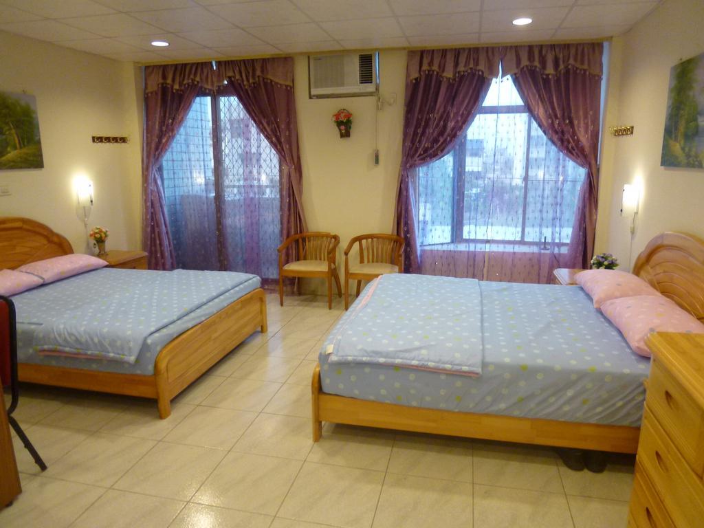 Sun Moon Star Hostel Budai Exteriör bild